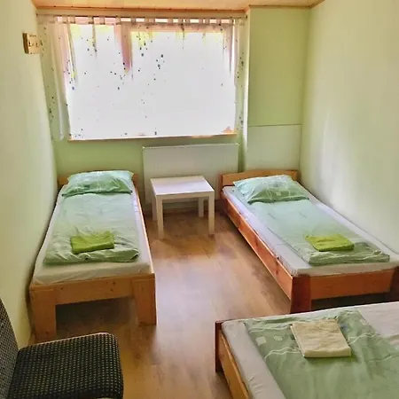 Pod Gwiazdami 모텔 Legarda