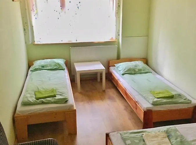 Pod Gwiazdami Motel Legarda